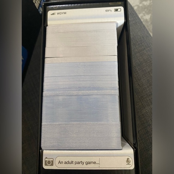 ‘New phone who dis?’ Card game - Picture 3 of 3